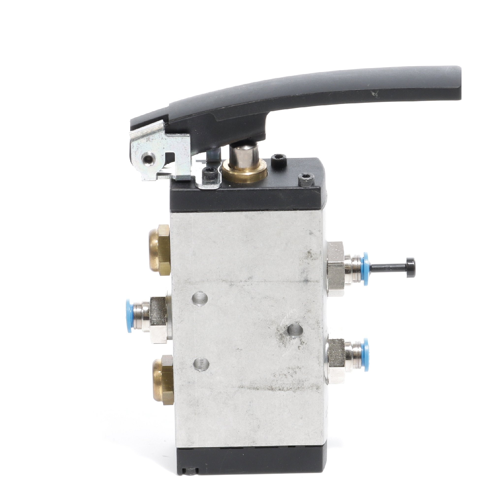 Touch lever valve 563978 Used